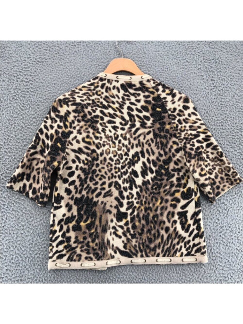 Chicos Sweater Womens 0 US Small Beige Leopard Shimmer Open Cardigan Everyday - Picture 3 of 9